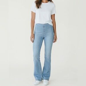 We The Free (Free People) Flare Jeans – Size 28